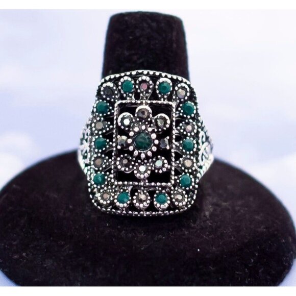 Vintage Victorian Ethenic Saddle Style Ring - S13 - Picture 1 of 3